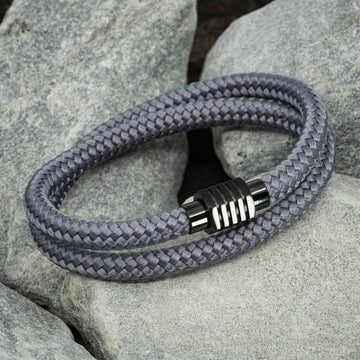 Eigenes Paracord-Armband schwarz – graues Seil