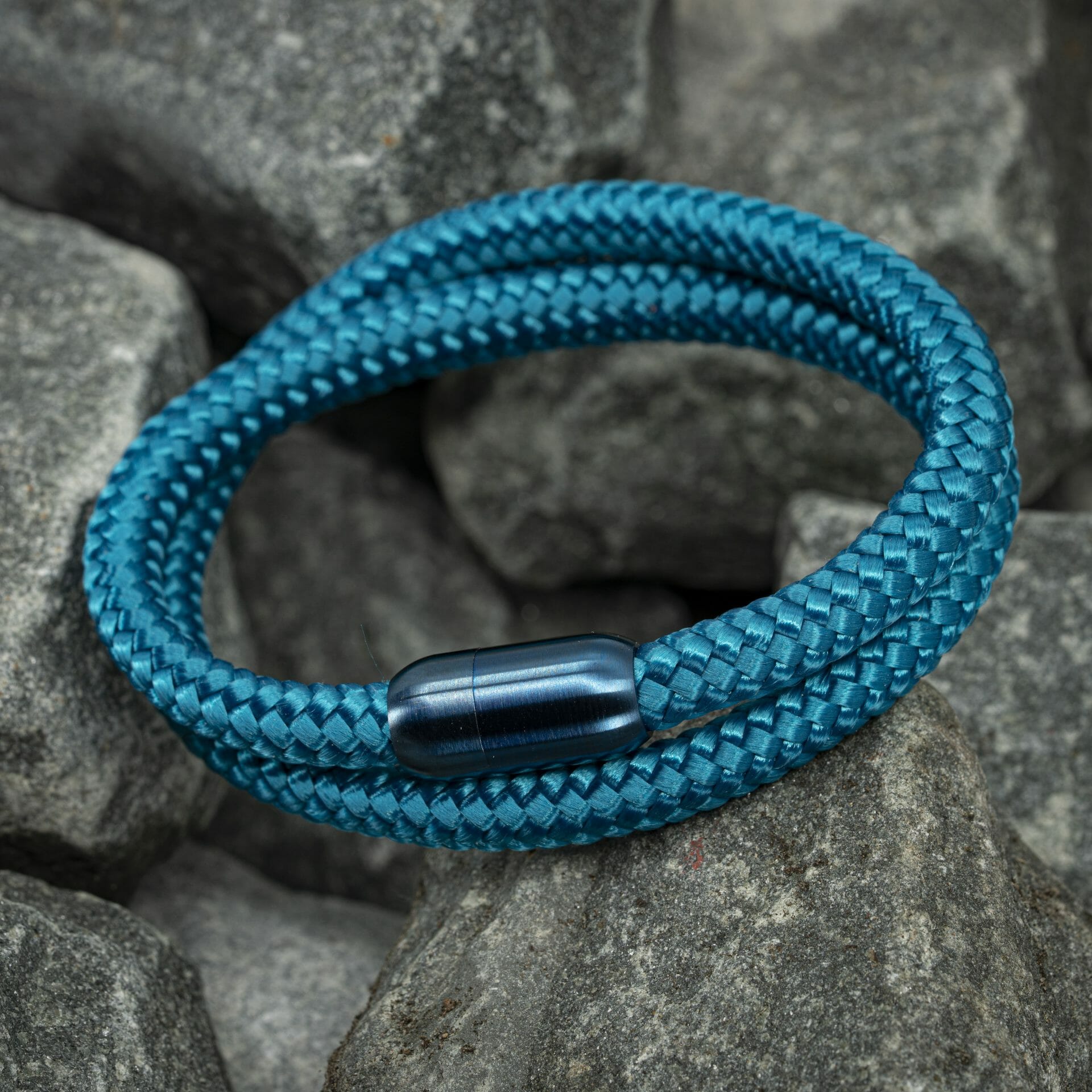 Blauwe armbanden