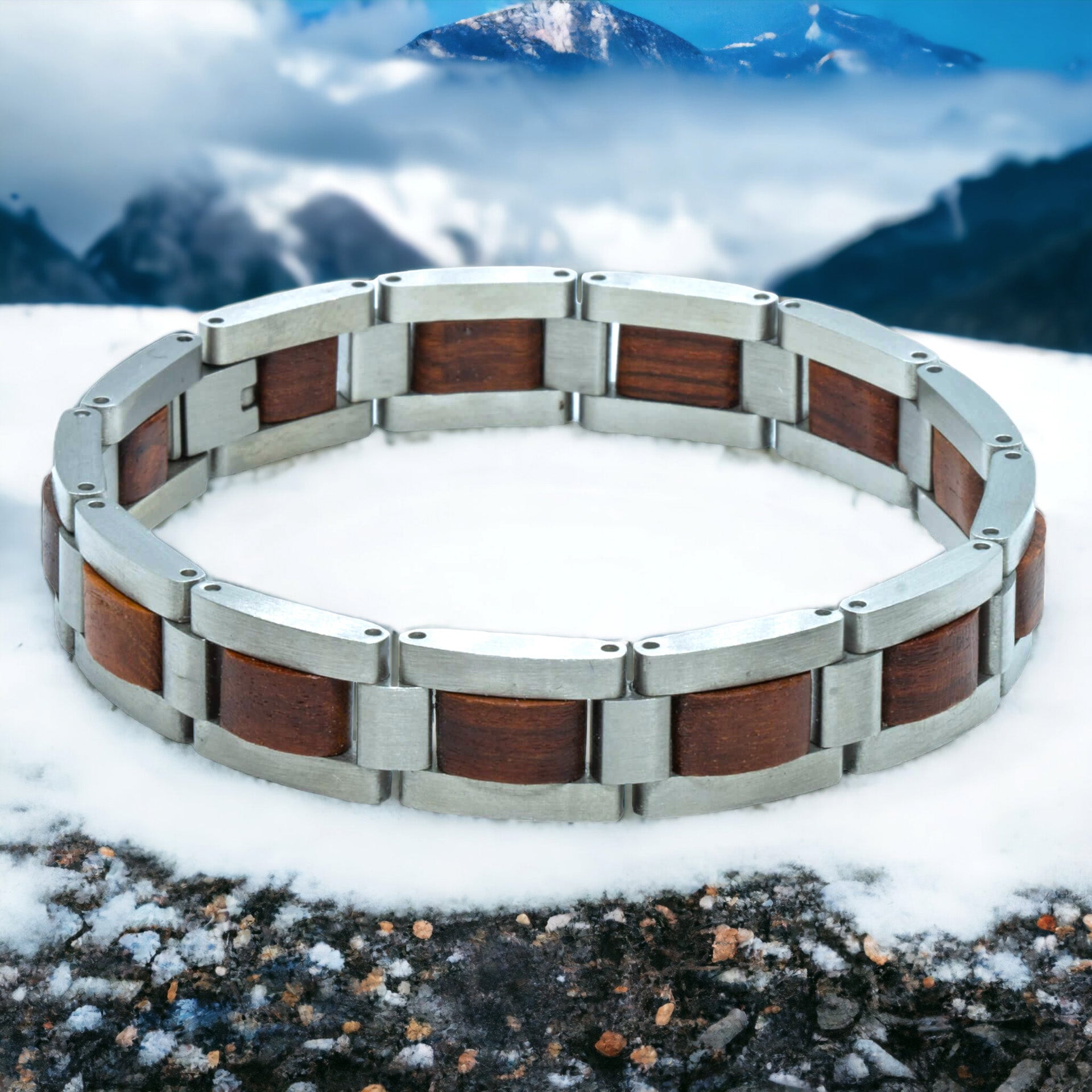 Mount Everest (Sandelholz + Edelstahl) – Holzarmband