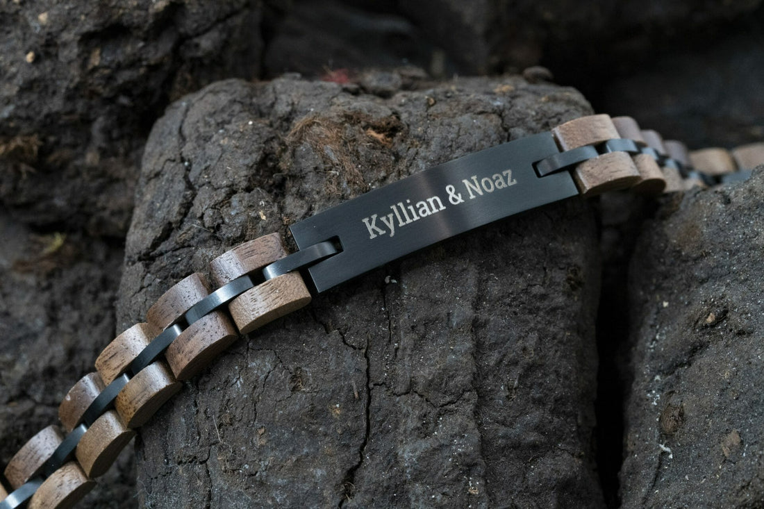 Wooden Walnut bracelet black + own text