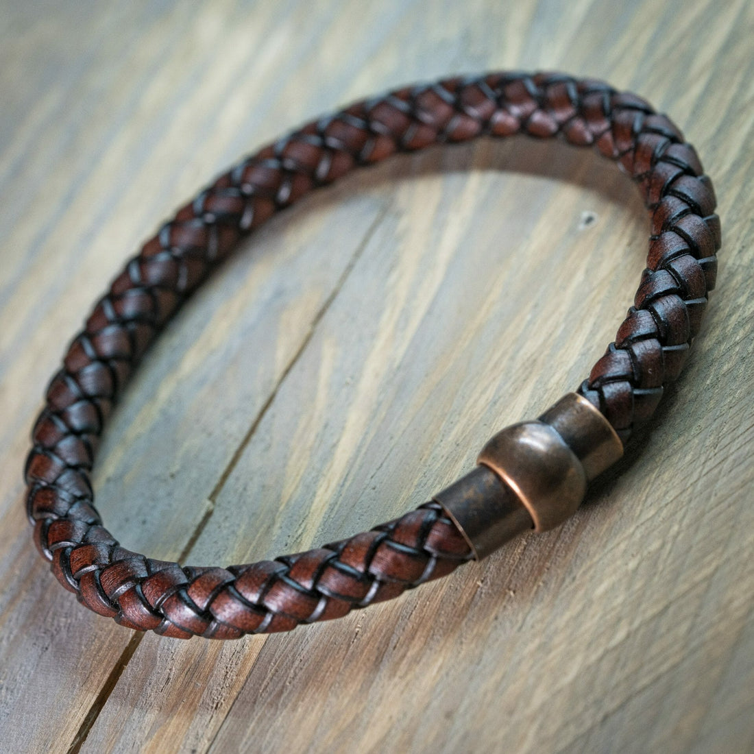 Copper Viking bracelet - Woven brown leather