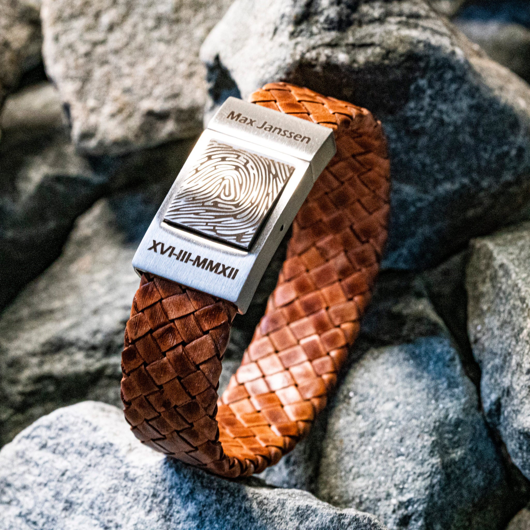 Fingerprint bracelet - Rocky Brown braided leather