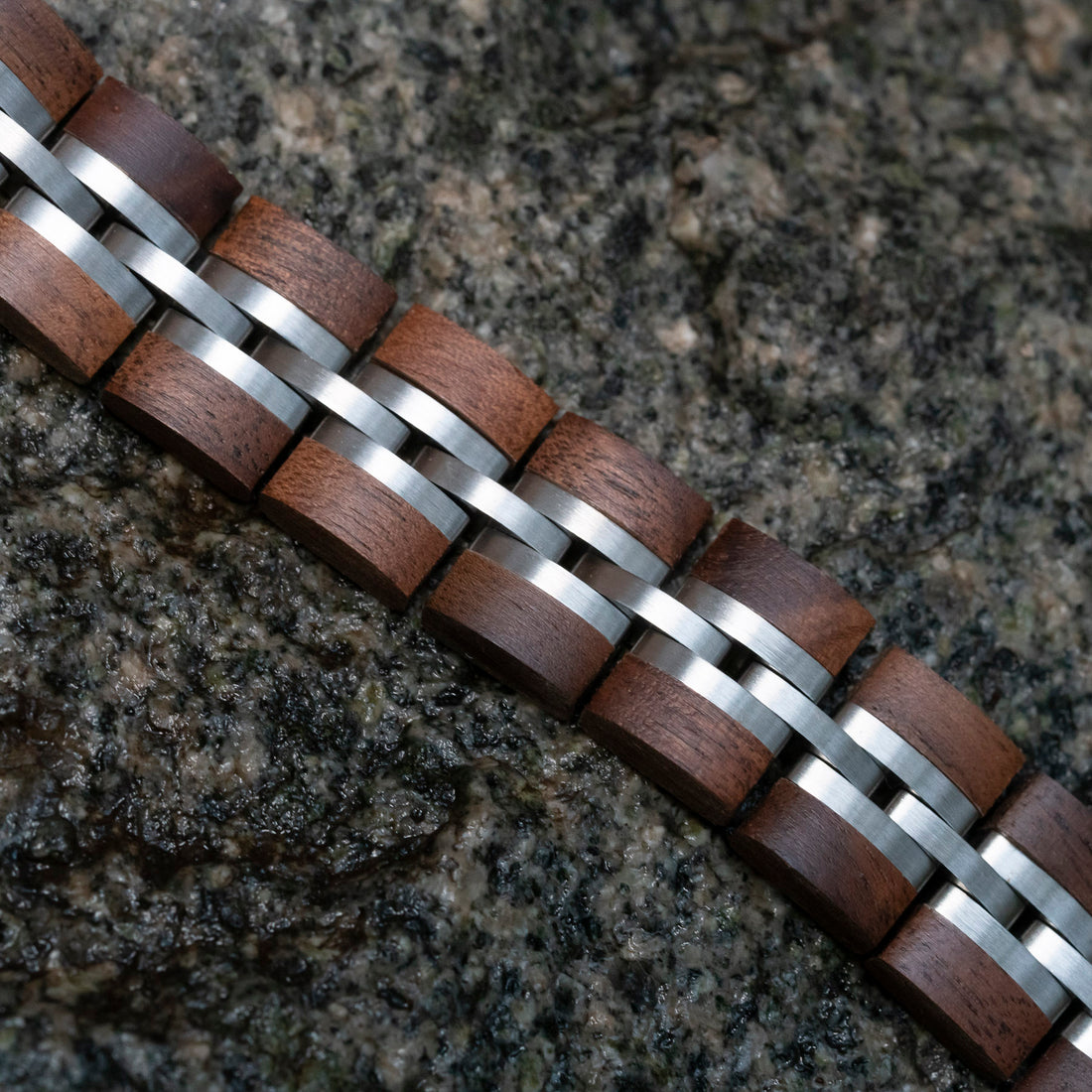 Initialen Holzarmband (TIMBERWOOD)