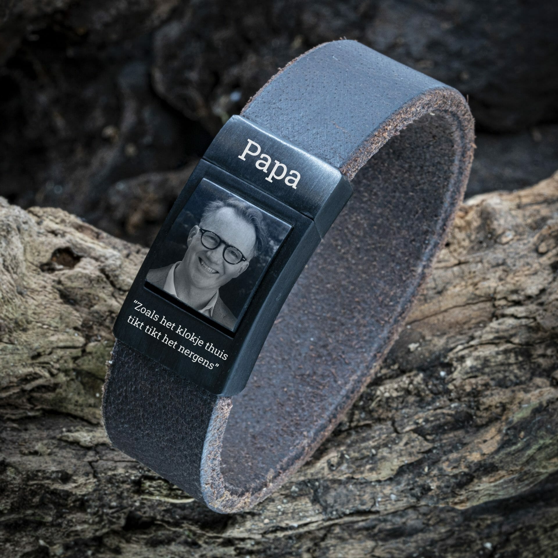 Eigenes Foto am Armband - Schwarzes Lederarmband mit Fotogravur